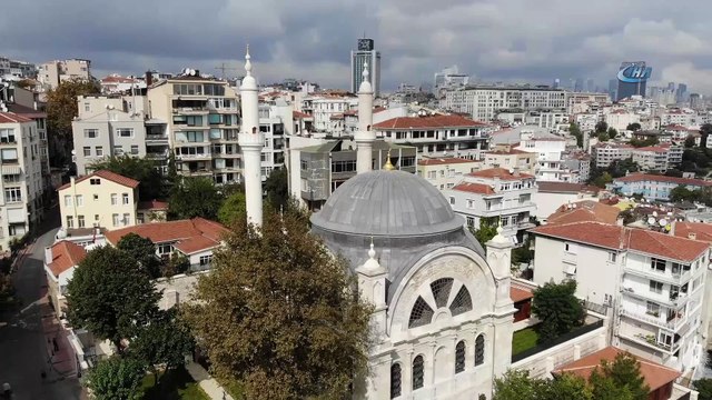 Restorasyonu tamamlanan tarihi Cihangir Camii havadan görüntülendi