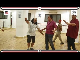 ابو الليف يغني الذبابة الملعونة | ويكشف تفاصيل مسرحية كينج كونج وفيلمه الجديد