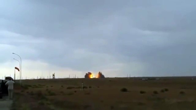SHOCK! FALLING THE ROCKET UNION ACCIDENTS EXPLOSION CARRIER ROCKET CREW 2 PERSONS