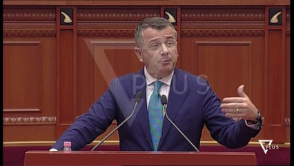 “Teatri”, Balla: Qetësi e dashuri - News, Lajme - Vizion Plus