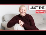 Mum wins fight for her five-year-old daughter to have vegan school meals | SWNS TV