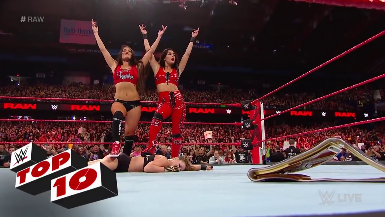 Top 10 Raw moments- WWE Top 10, October  .2018