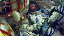 Astronautas aterrizan ilesos en Kazajistán tras fallo de motor