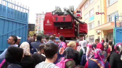 Şirinevler'de Ortaokulda Yangın