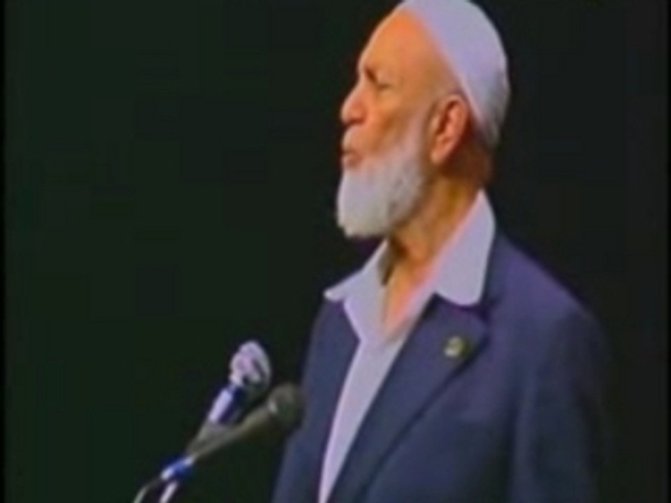 YouTube - Muhammed in the bible - Ahmed Deedat 8 of 11