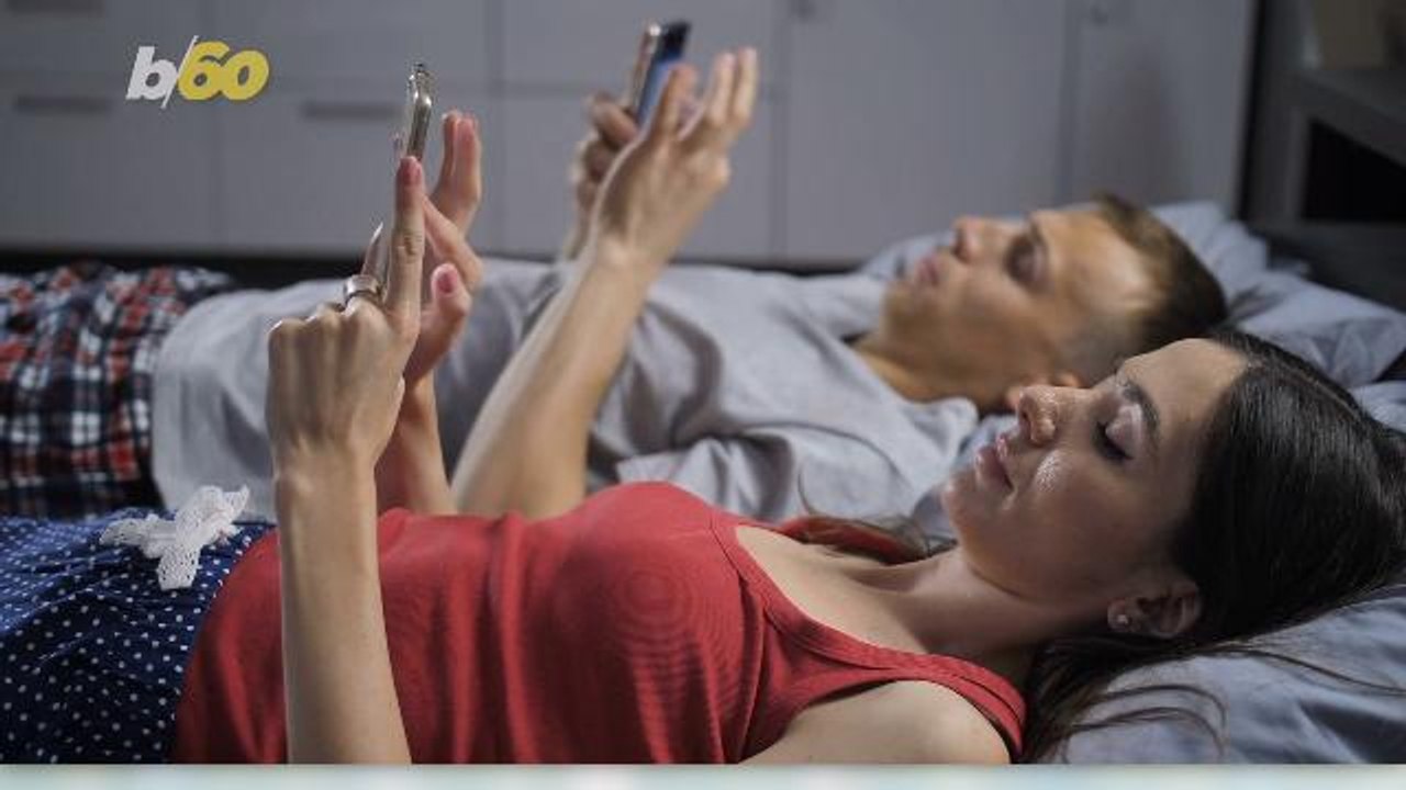 Report: FOMO And Social Media Plays Into Millennials' Investing Decisions