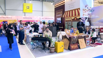 - 12. Azerbaycan Uluslararası Eğitim ve Kariyer Fuarı Başladı