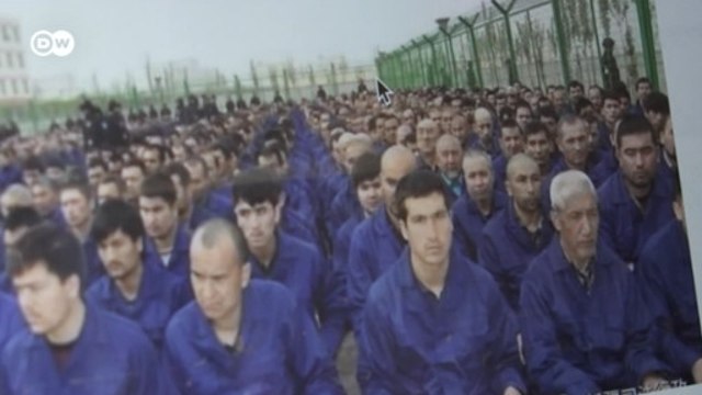 В Китае узаконили перевоспитательные лагеря для мусульман (11.10.2018)