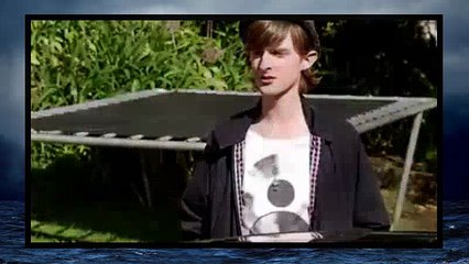 The Almighty Johnsons S01E05