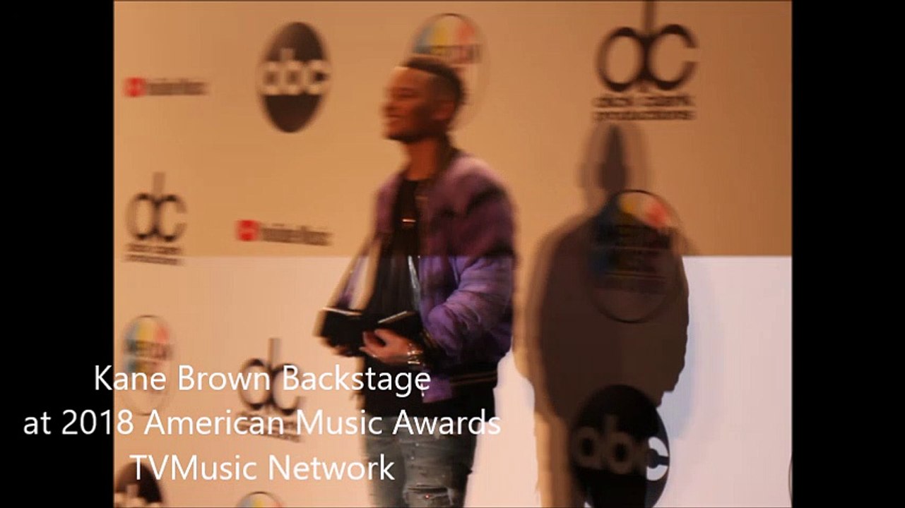 Kane Brown Backstage at 2018 American Music Awards