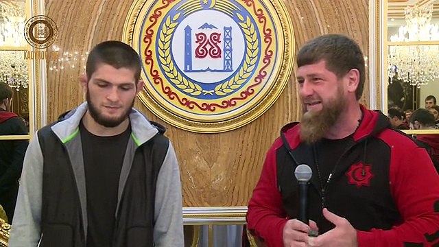 РАМЗАН КАДЫРОВ ПОДАРИЛ ХАБИБУ НУРМАГОМЕДОВУ АВТОМОБИЛЬkhabib nurmagomedov