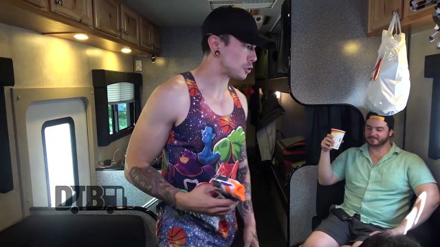 NateWantsToBattle - BUS INVADERS Ep. 1354