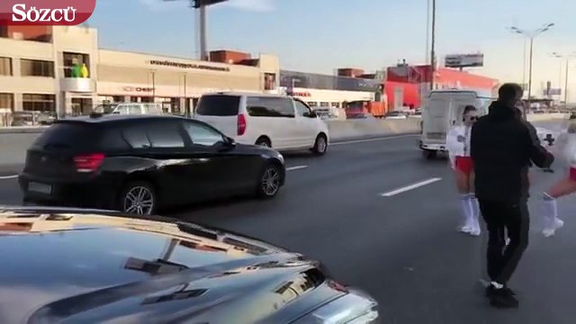 Klip çekimi için çevre yolunu kapattı