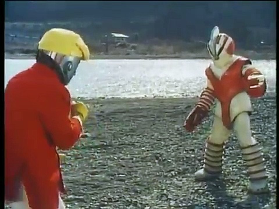 VSテナガマン