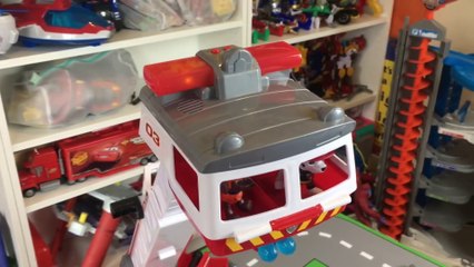 Kids unbox BIGGEST Ultimate Rescue GARAGE & FIRE TRUCK from Paw Patrol