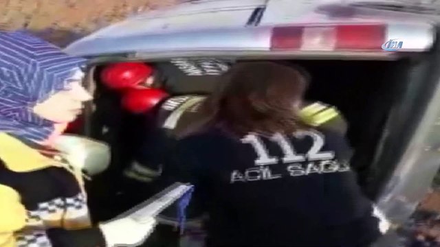 Aksaray’da polis aracı otomobille çarpıştı: 4’ü polis 5 yaralı