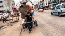 Abidjan: Capitale de la Débrouille