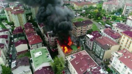 Halkalı'da 5 Katlı Binada Yangın Çıktı