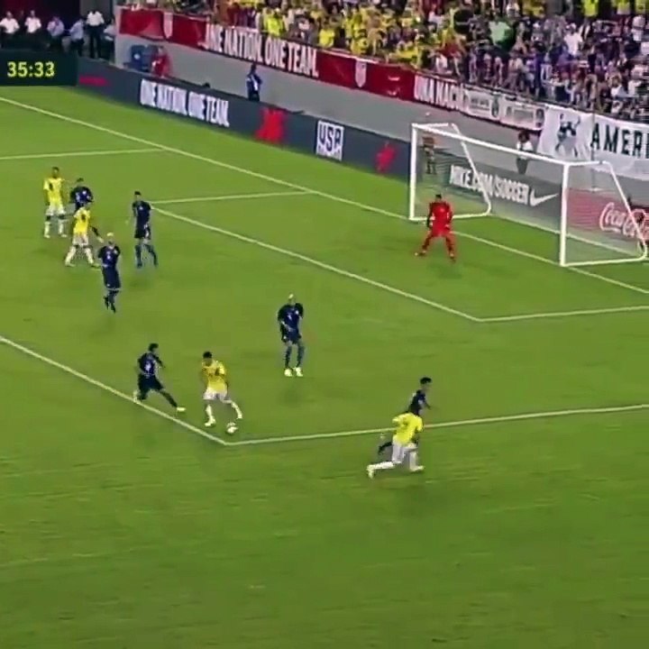 Le petit bijou de James Rodriguez !