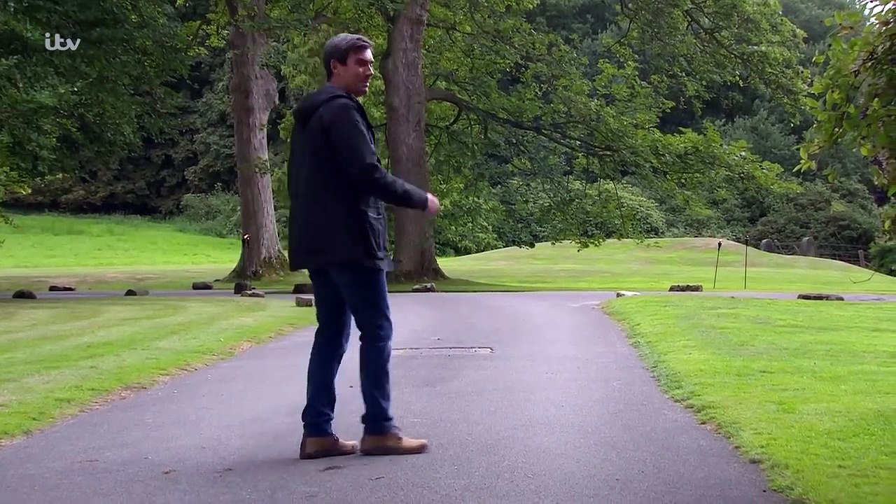 Emmerdale - Cain Realises He Has Just Killed Joe