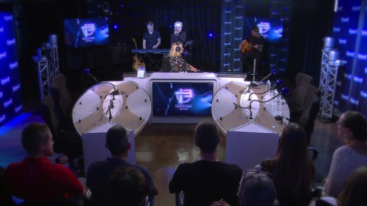 VIDÉO - Indochine interprète en live "Station 13" sur Europe 1