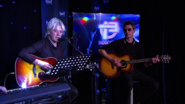Indochine chante en live Song for a Dream sur Europe 1