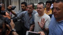 El pastor liberado y condenado por terrorismo abandona Turquía