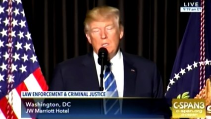 Donald Trump Tries To Read AGAIN!!!