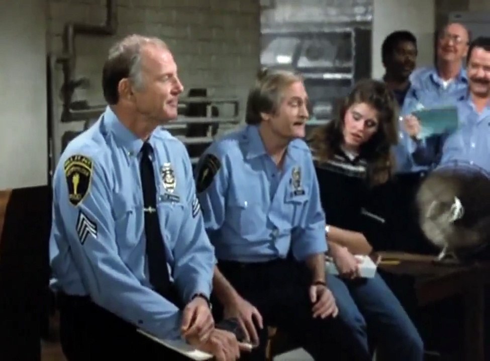 Hill Street Blues S03E11 Nobody's Perfect