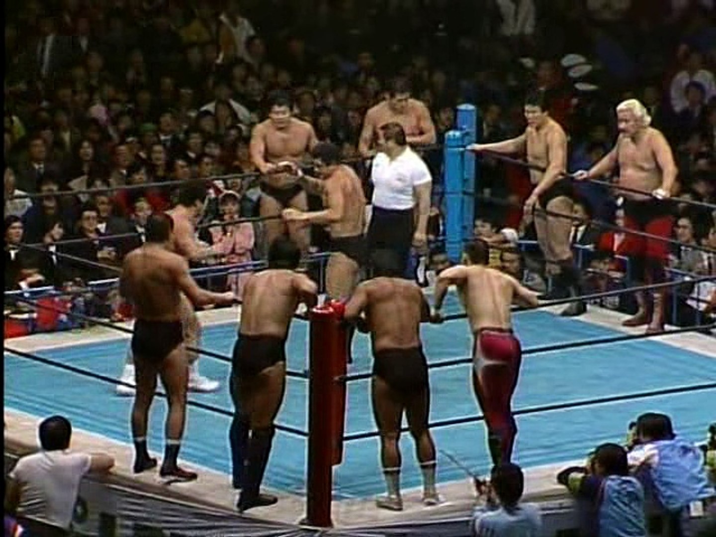 04. 86-03-26 Inoki, Fujinami, Kimura, Ueda, Hoshino vs. Maeda