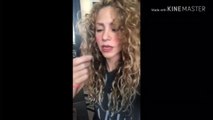 Shakira comiendo hormigas en la ciudad de México