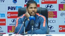 India Vs West Indies Test Match : Umesh Yadav upset with quality of SG Ball | Oneindia News