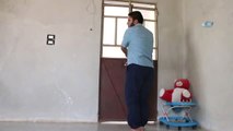 Savaşta Gözlerini Kaybeden Suriyeli Genç Görme Engellilere Göz Oldu- Akıllı Telefonun Konuşma...