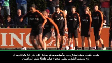 عام: كرة قدم: دي يونغ نجم أياكس يجسّد نمط منتخب هولندا- توماس مولر