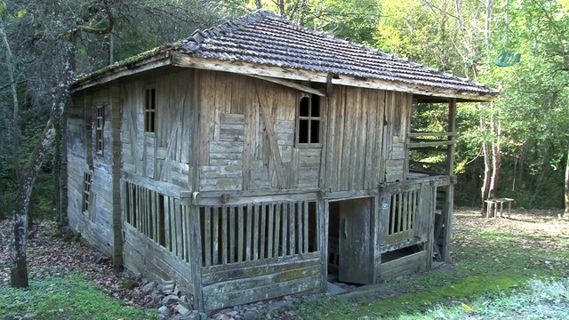 İki asırlık çivisiz camii restore edilmeyi bekliyor