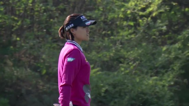 전인지, 선두에 2타 뒤진 공동 4위 / YTN