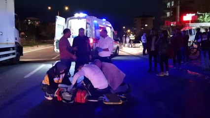 Bursa Otomobil Çarpan Kadının Başörtüsü Sileceğe Takılı Kaldı