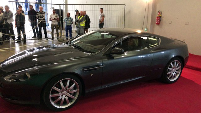 Vente aux enchères d'une Aston Martin à Besançon