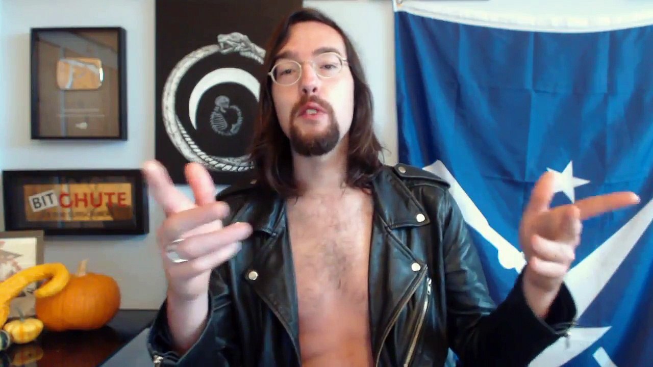 27 Soldiers Reprimanded, One Dismissed for Taking Picture with Tommy Robinson