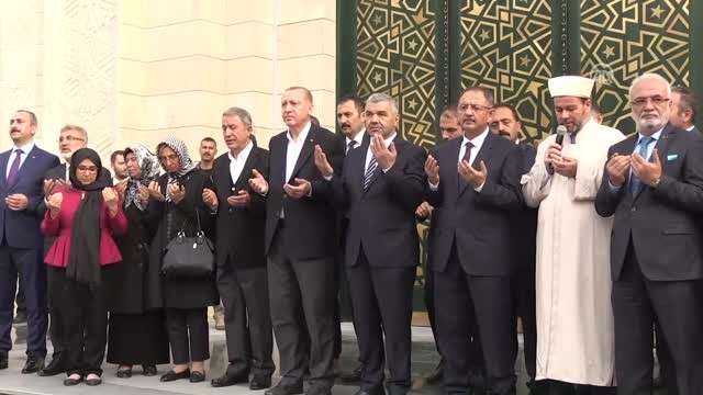 Cumhurbaşkanı Erdoğan, Orgeneral Hulusi Akar Camii ve Ku¨lliyesi'nin Açılışına Katıldı