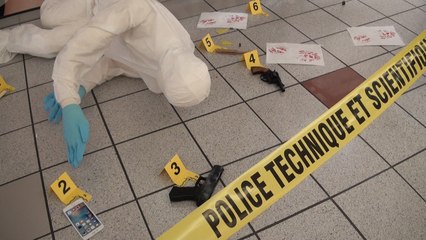 Scène de crime dans la galerie marchande