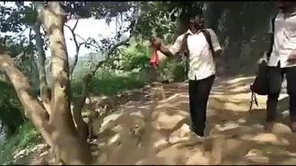 ഞമ്മള് വീണതല്ല.. വെള്ളം ടെസ്റ്റ് ചെയ്യാൻ ഇറങ്ങിയതാണ്