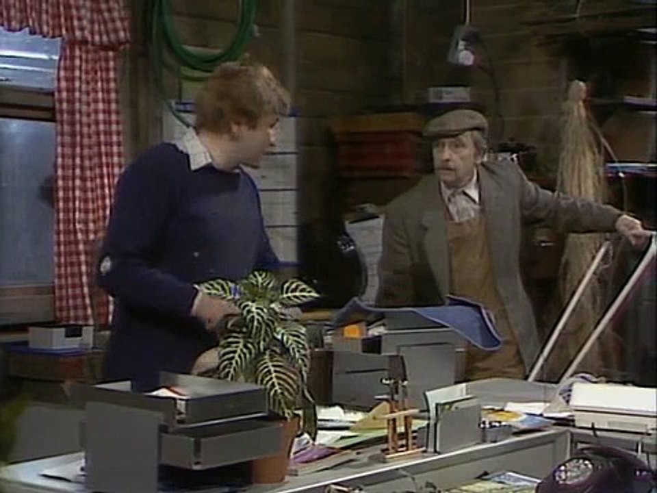 A Fine Romance S02 E04