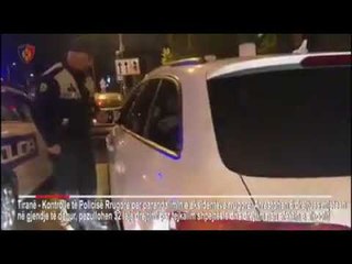 Ora News - "Për ku fluturon kështu zotëri", policia ndalon shoferin me 215 km/h