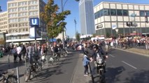 Berlin'de Irkçılık Karşıtı Protesto- Almanya Halkı 'Irkçılığa Hayır' Dedi