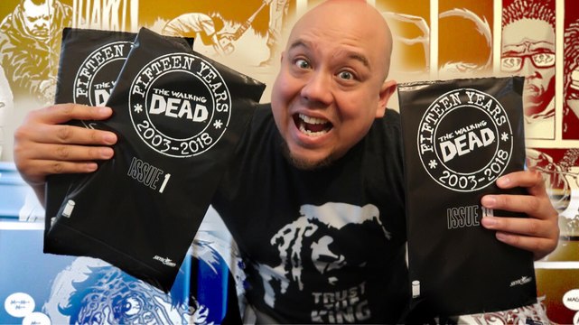 THE WALKING DEAD MYSTERY BAG COMIC BOOK UNBOXING , DO WE SCORE LIMITED ISSUES