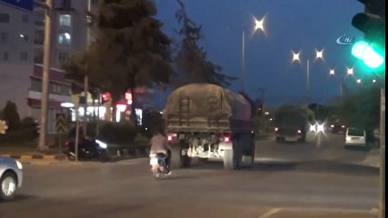 Sınır Hattına Askeri Sevkiyatlar Devam Ediyor