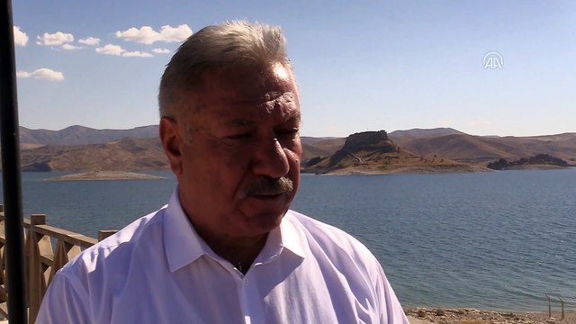 Ada görünümlü Pertek Kalesi göz kamaştırıyor - TUNCELİ