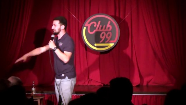 Alex Mocanu - Traficul din Bucuresti Club 99 Stand-up Comedy (2)