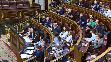 Pablo Iglesias pregunta a Pedro Sanchez sobre Billy en Niño
